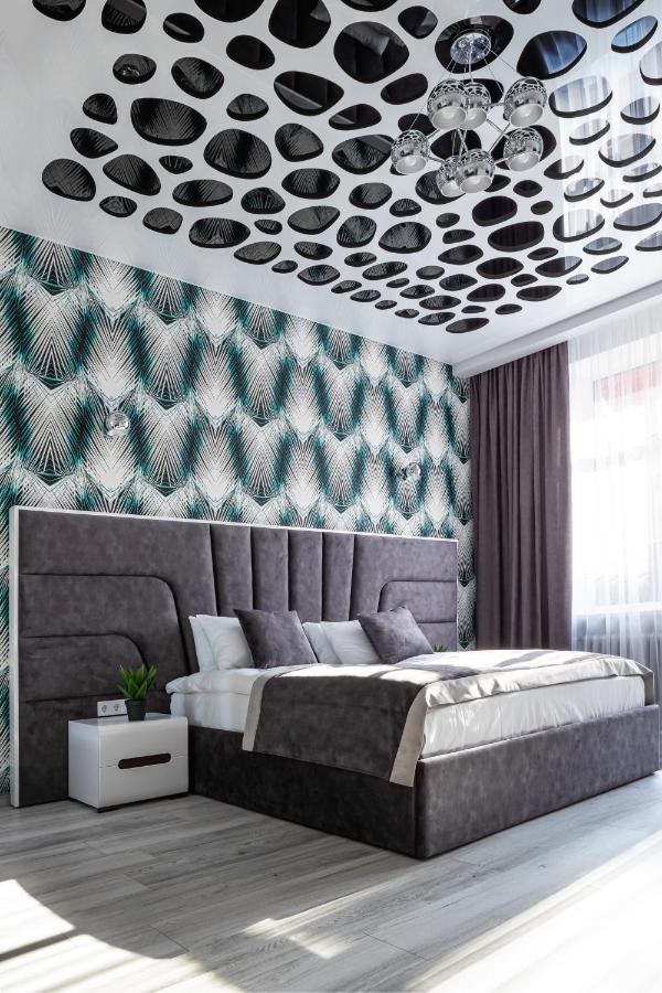 Levia Apartment-With 2 Bedrooms In The Old Town Львов Экстерьер фото